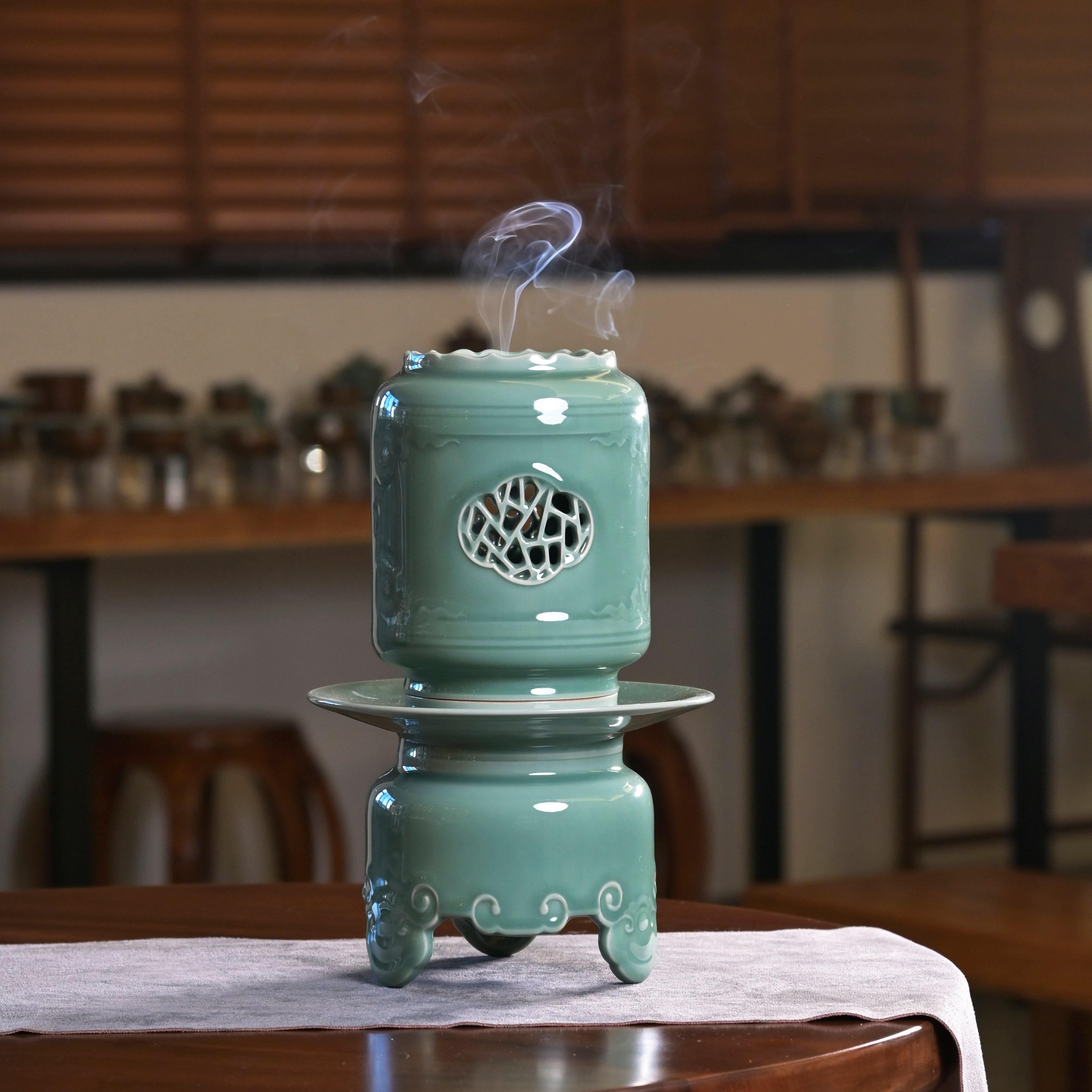 The Evolution of Longquan Celadon: How Modern Artists Are Redefining a Thousand-Year Tradition