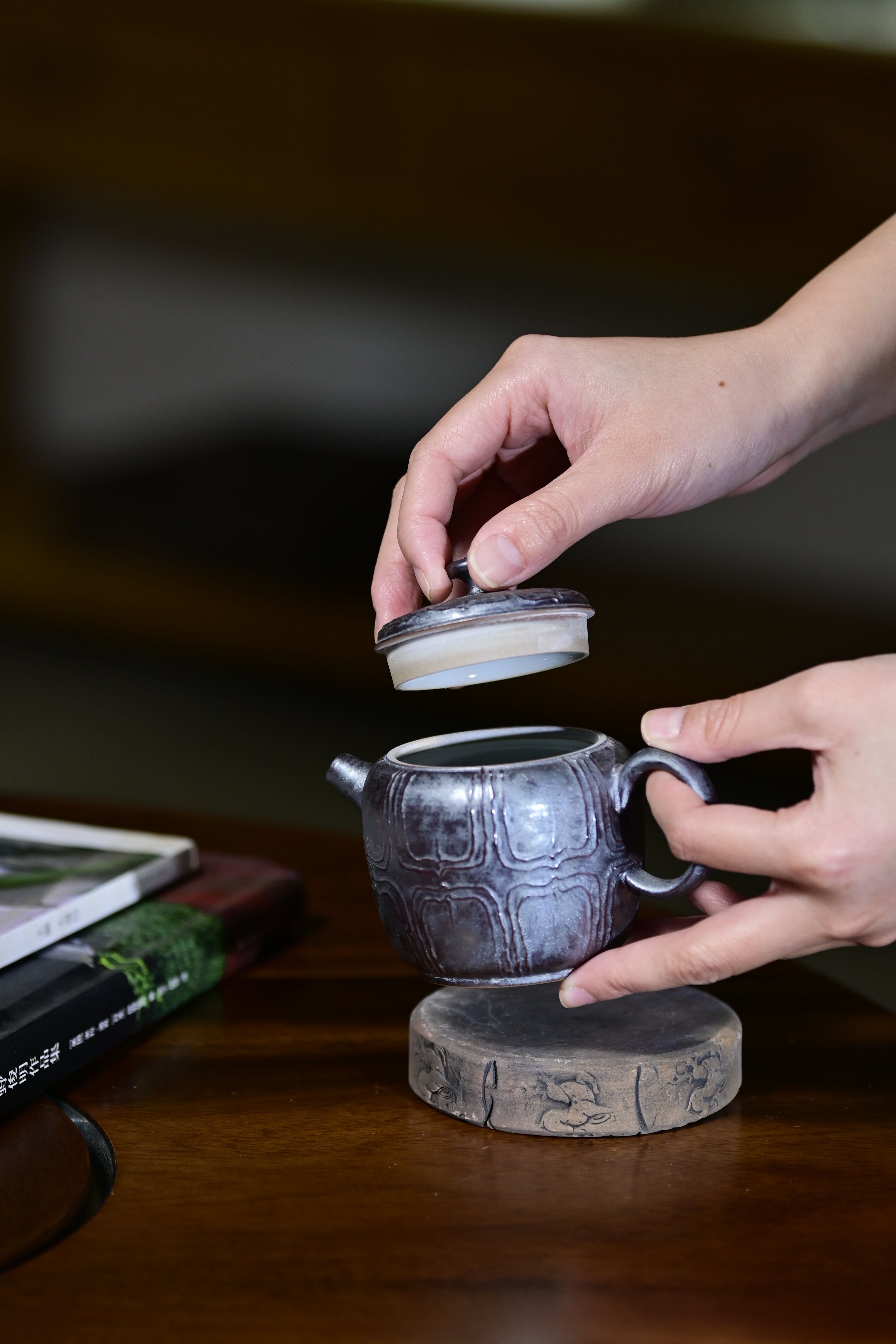 Lei Aiguo's Works- Handmade Iron Glaze Carved Teapot