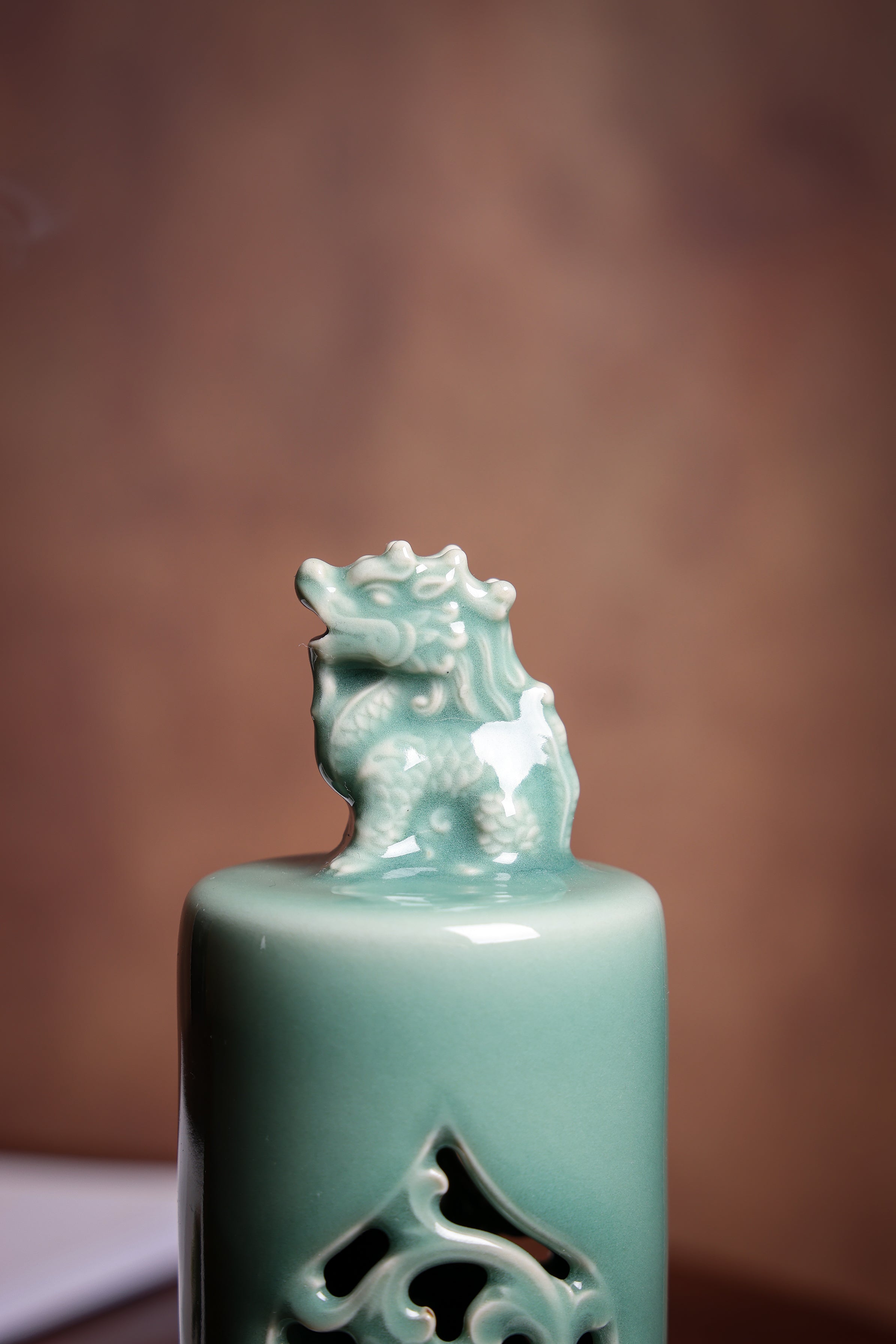 Huang Ke's Works-Auspicious Beast Ruyi Incense Burner