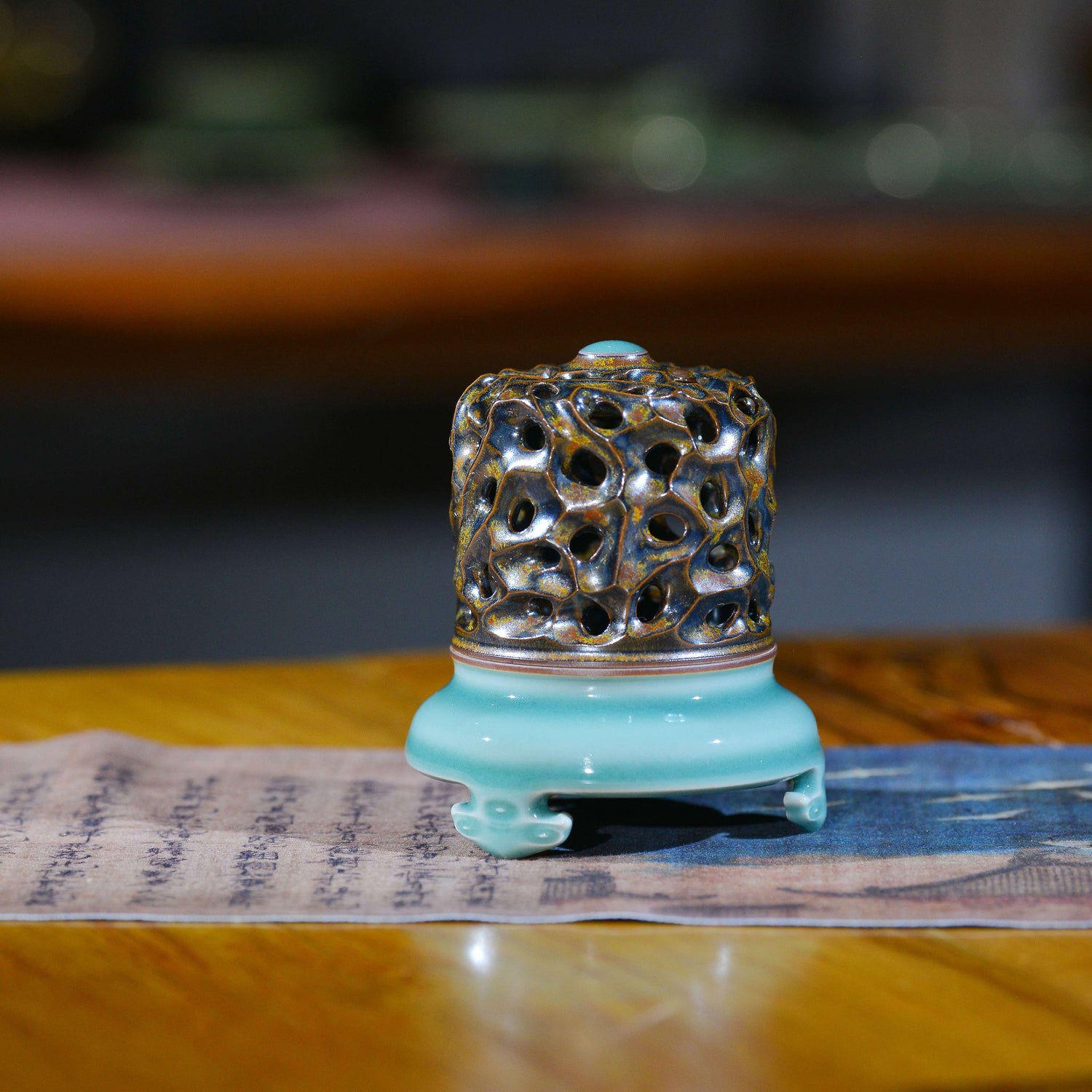 Why Mixed-Material Ceramics Are Reshaping the Future of Art & Home Design