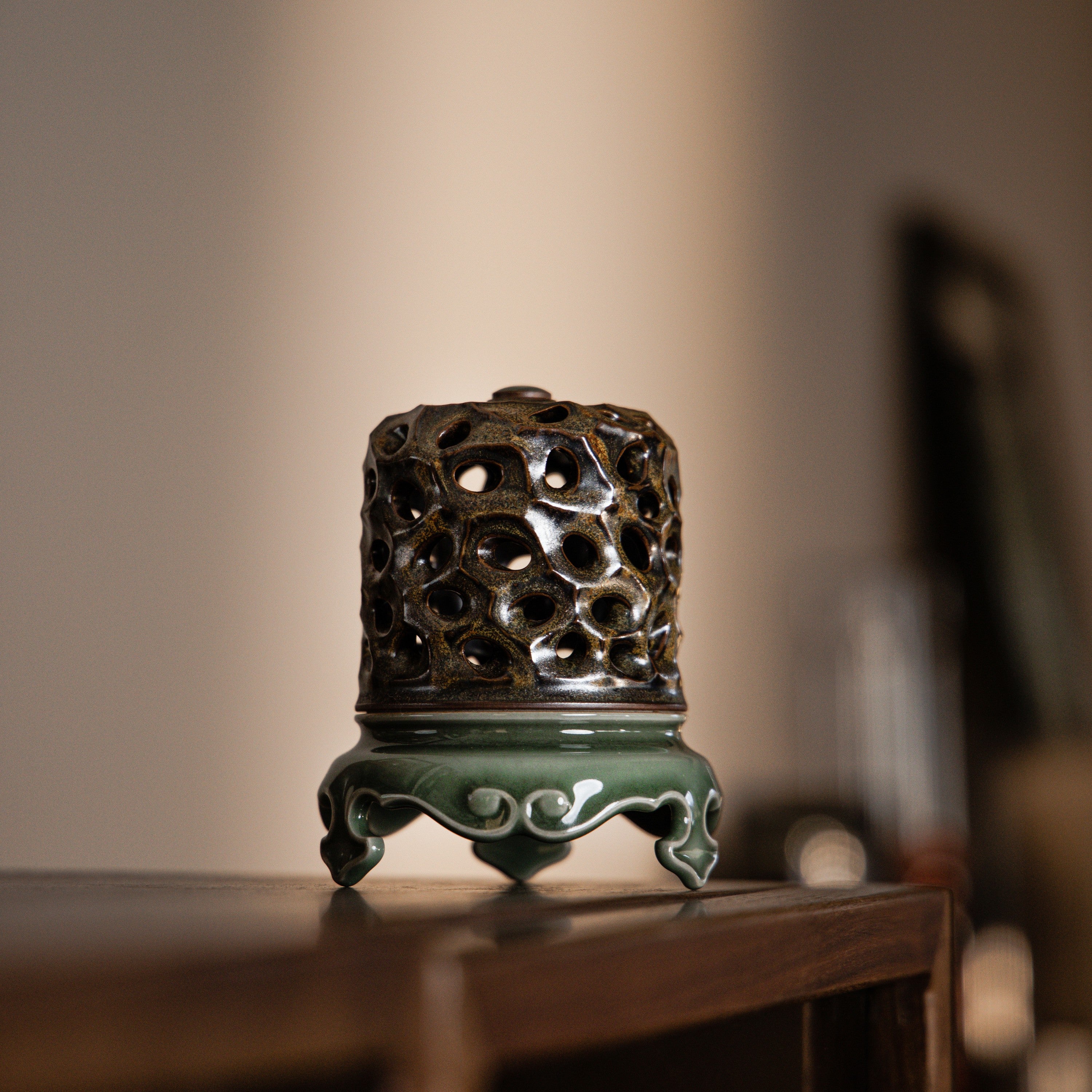 Huang Ke's Works- Juyinglong Incense Burner