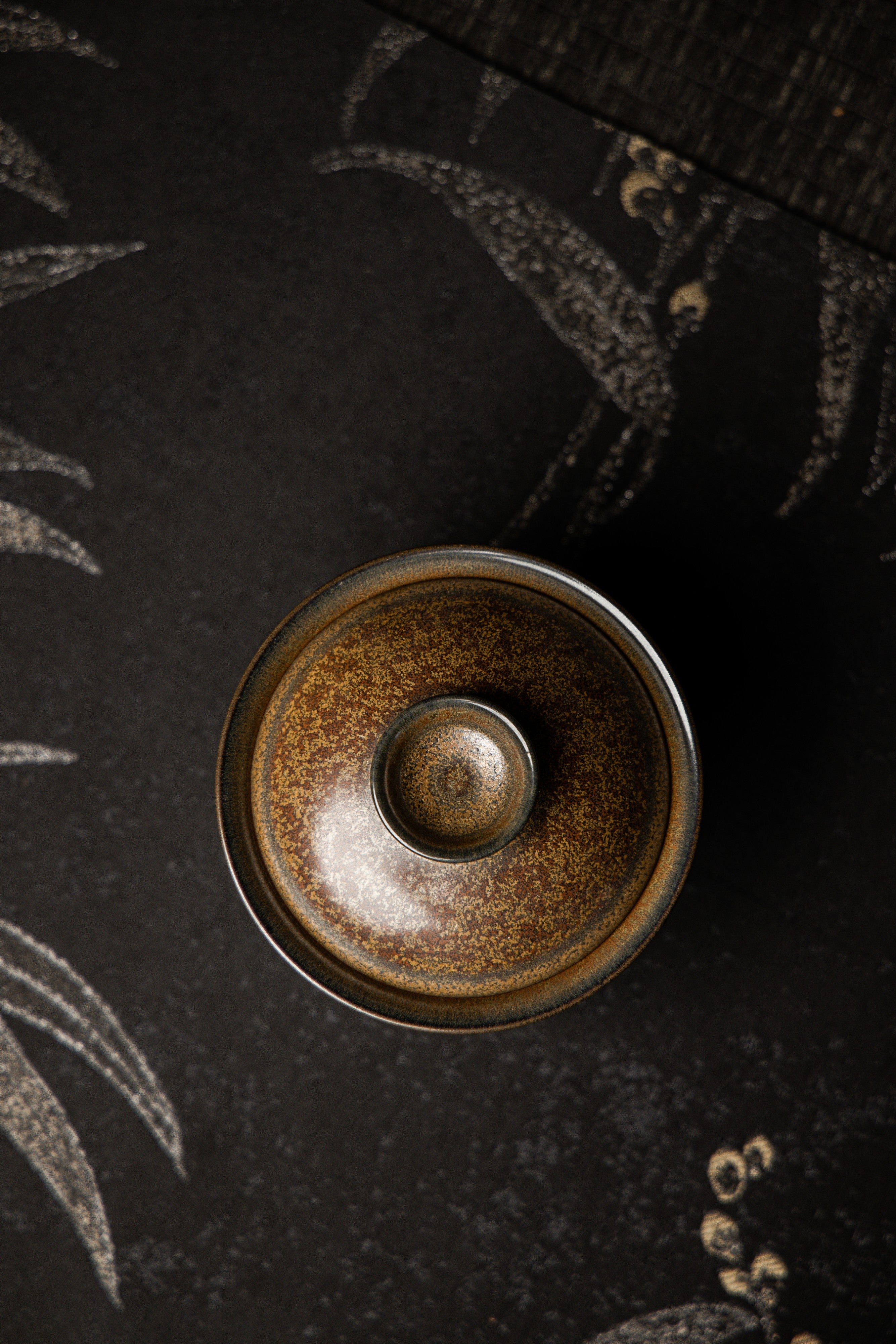 Huang Ke's Works-A two-piece set of grey glazed covered bowls