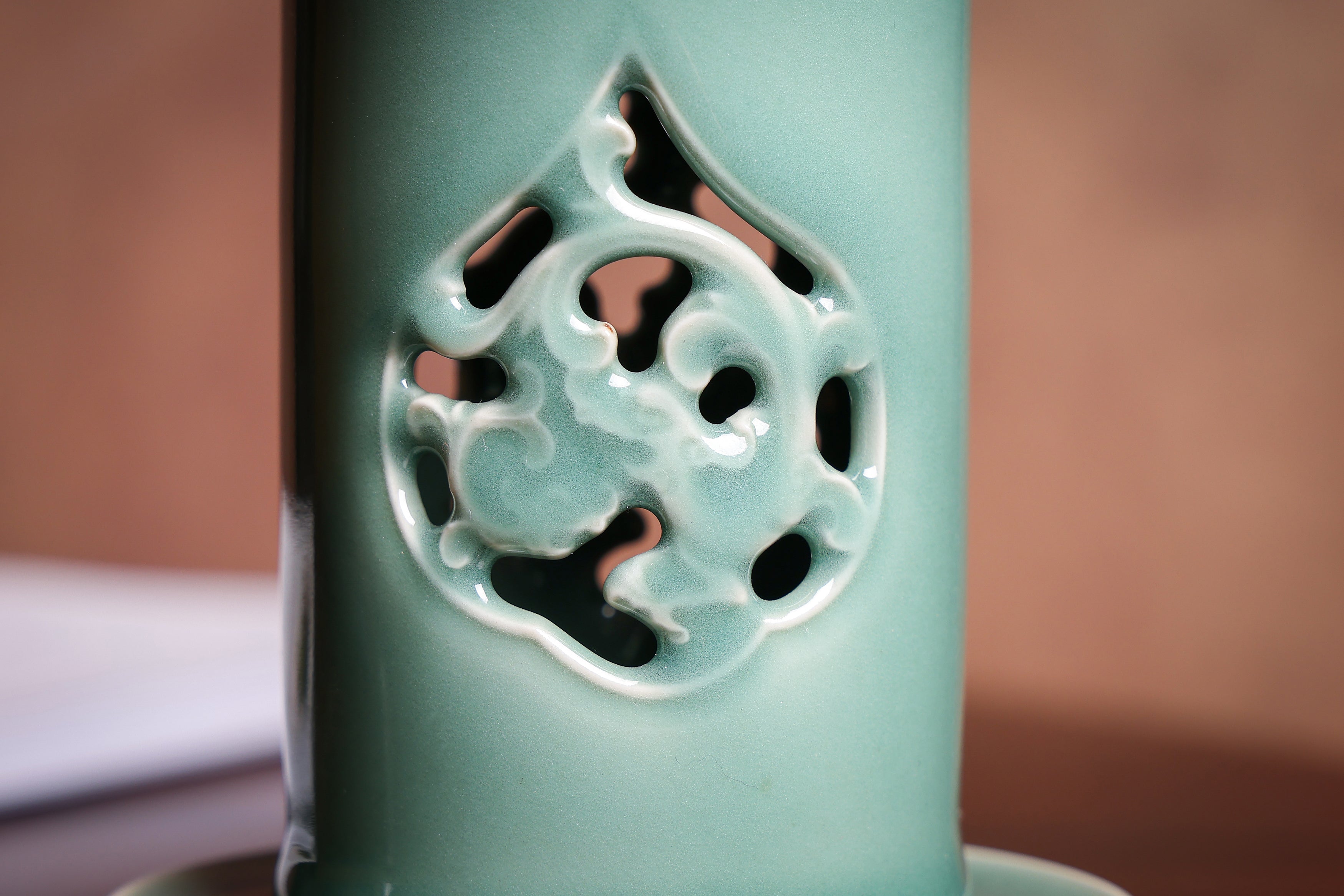 Huang Ke's Works-Auspicious Beast Ruyi Incense Burner