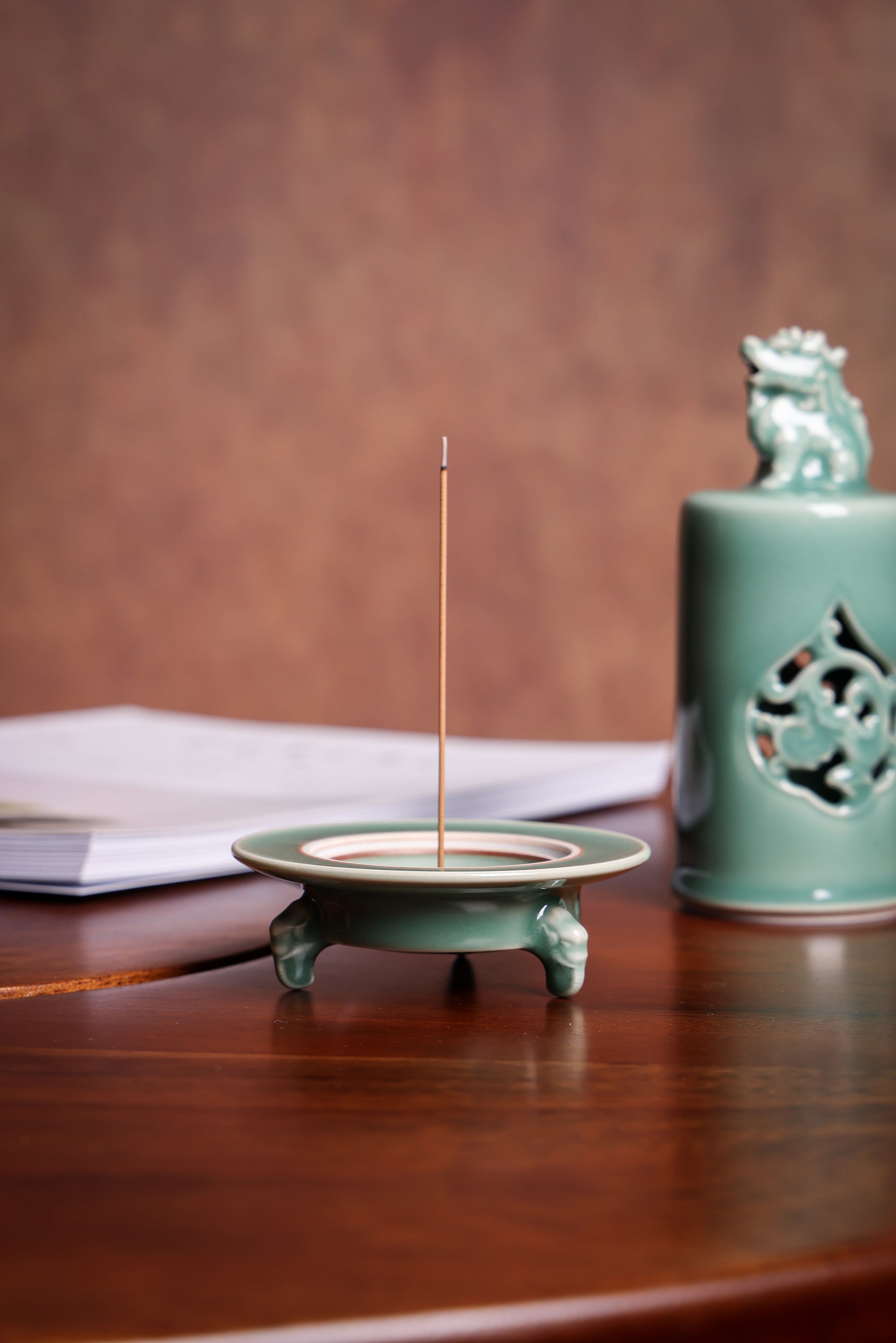 Huang Ke's Works-Auspicious Beast Ruyi Incense Burner